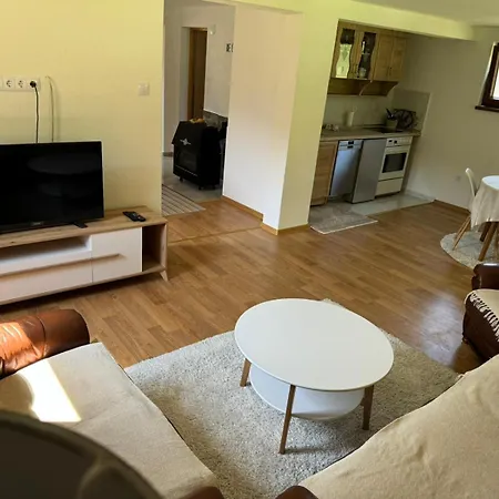 River Vinac Apartment *